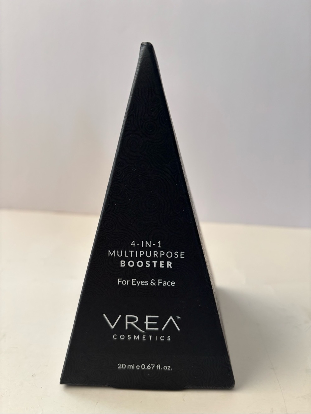 VREA 4-in-1 Multipurpose Booster for Eyes & Face — Black